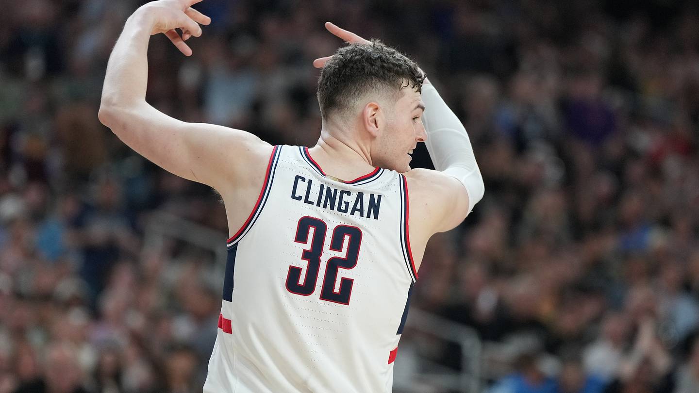 NBA Draft Rumors: 1 Defensive-minded prospect is becoming a trade-up favorite - Vimarsana News