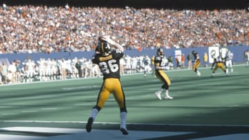 Pittsburgh Steelers v New York Jets