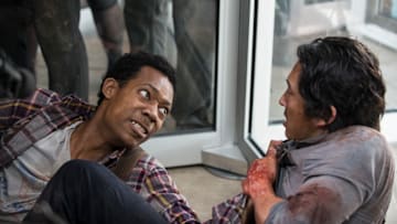 Tyler James Williams as Noah and Steven Yeun as Glenn Rhee in The Walking Dead season 5, episode 14