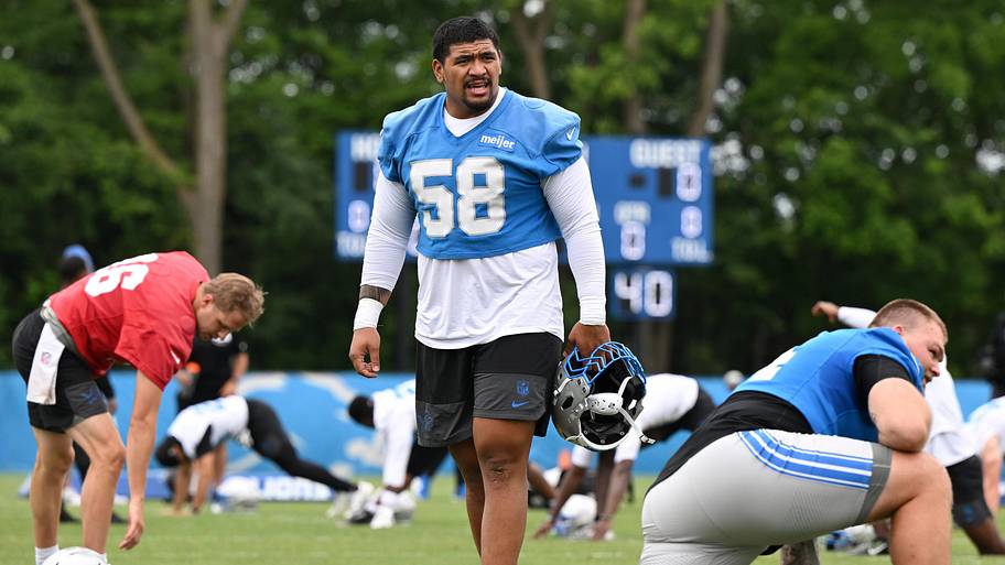 Penei Sewell's move will be a critical part of Detroit's success. 