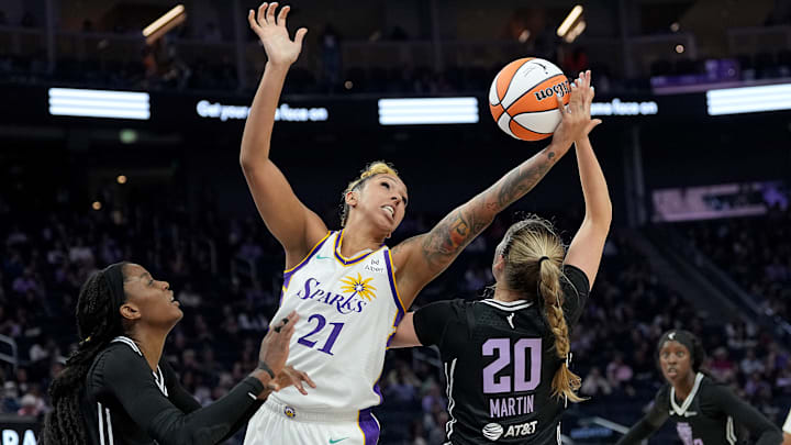 Los Angeles Sparks v Golden State Valkyries