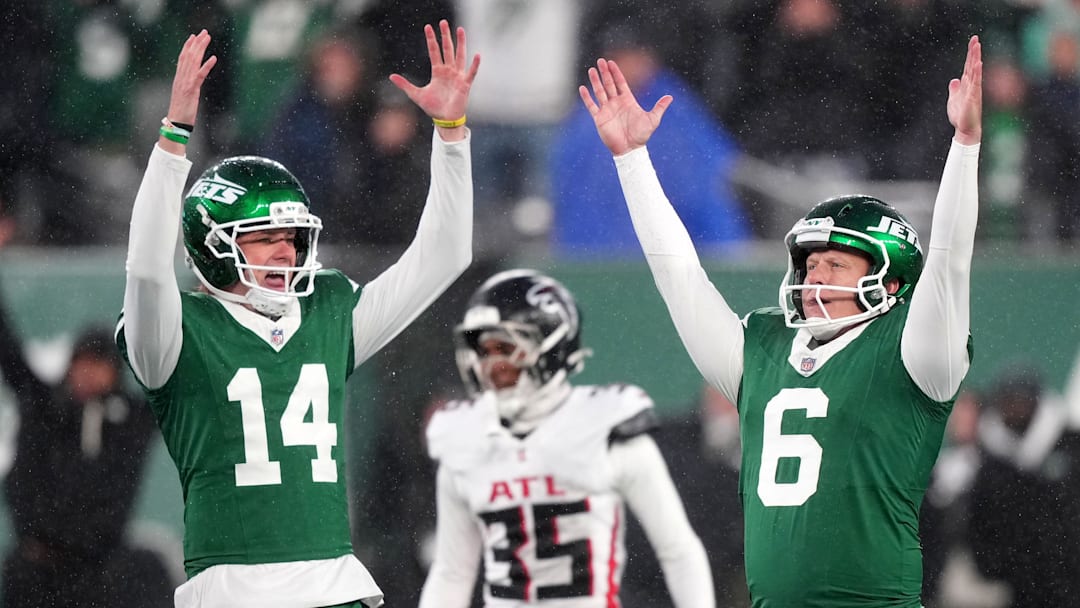 Nov 30, 2025; East Rutherford, New Jersey, USA; New York Jets place kicker Nick Folk (6) reacts after making the game winning field goal goal against the Atlanta Falcons during the second half at MetLife Stadium. Mandatory Credit: Robert Deutsch-Imagn Images