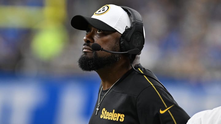 Aug 24, 2024; Detroit, Michigan, USA; Pittsburgh Steelers head coach Mike Tomlin looks at the scoreboard during a timeout against the Detroit Lions in the third quarter at Ford Field. Mandatory Credit: Lon Horwedel-USA TODAY Sports