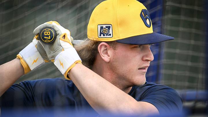 Milwaukee Brewers shortstop Cooper Pratt