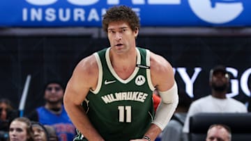 Lopez puede ser una gran opción para los Lakers 