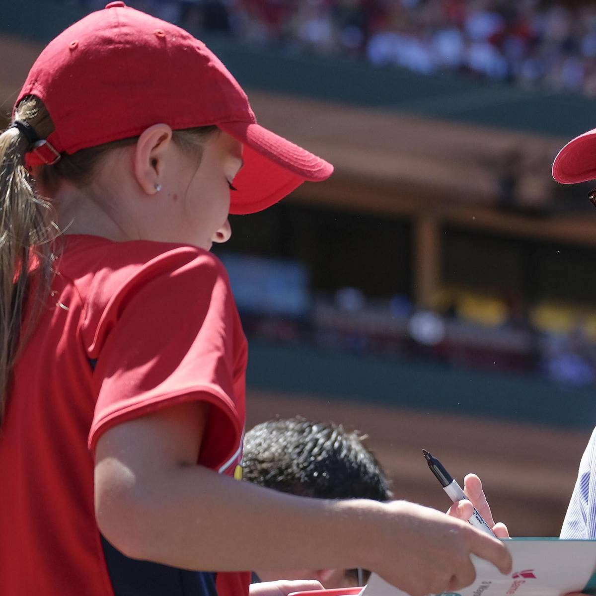 Cardinals' Bill DeWitt Jr. Proves Out Of Touch With Fans After Making Bold  Statement