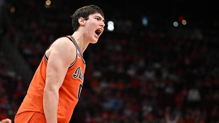 Mar 26, 2026; Houston, TX, USA; Illinois Fighting Illini forward David Mirkovic (0) reacts against the Houston Cougars in the second half during a Sweet Sixteen game of the South Regional of the men's 2026 NCAA Tournament at Toyota Center. Mandatory Credit: Maria Lysaker-Imagn Images