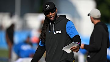 Jul 28, 2025; Allen Park, MI, USA;  Detroit Lions defensive coordinator Kelvin Sheppard watches over his players as they stretch during training camp at Meijer Performance Center. Mandatory Credit: Lon Horwedel-Imagn Images