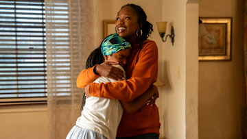 (L to R) Lovie Simone as Keisha Clark and Xosha Roquemore as Shelly Clark in Episode 106 of Forever