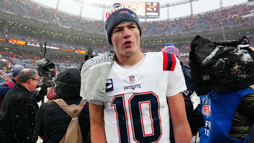 Drake Maye received some good advice from Peyton Manning before Super Bowl LX.