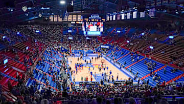Connecticut v Kansas