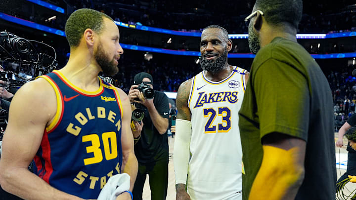 Los Angeles Lakers v Golden State Warriors