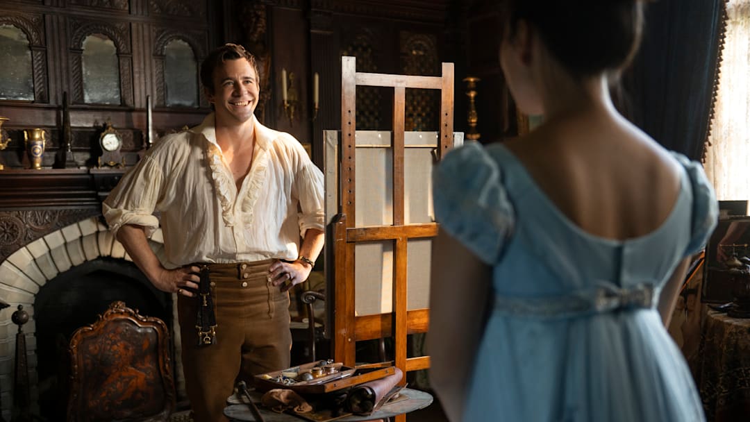 Bridgerton. (L to R) Luke Thompson as Benedict Bridgerton, Yerin Ha as Sophie Baek in episode 403 of Bridgerton. 