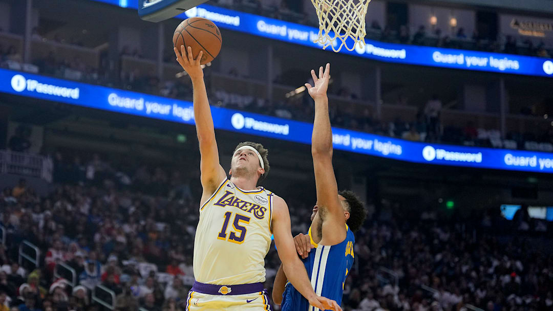 Los Angeles Lakers v Golden State Warriors
