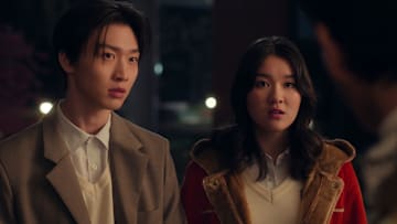 (L to R) Sang Heon Lee as Min Ho Moon, Audrey Huynh as Stella in episode 202 of XO, Kitty