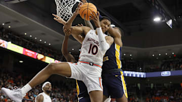 Auburn and LSU are set to face off in SEC action tonight in a game featuring two of the nation's best defenses. 