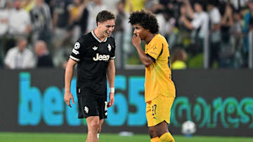 Kenan Yildiz (l.) und Karim Adeyemi kennen sich aus der Jugend