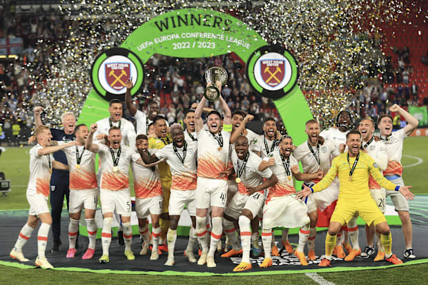 Declan Rice (centre) leading the West Ham celebrations