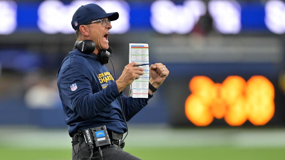 Jim Harbaugh yells