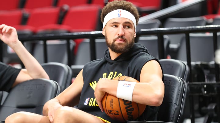 Klay Thompson se sigue acercando a debutar en la 2021-22