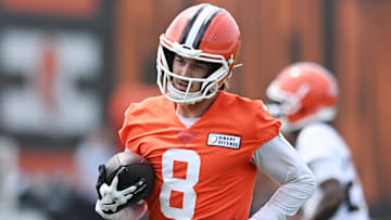 Cleveland Browns quarterback Kenny Pickett