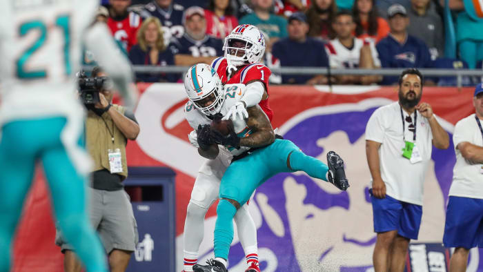 Sep 17, 2023; Foxborough, Massachusetts, USA; Miami Dolphins cornerback Xavien Howard (25)