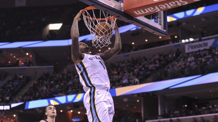 Dec 23, 2017; Memphis, TN, USA; Memphis Grizzlies forward Jarell Martin (1) dunks the ball against LA Clippers forward Sam Dekker (7) during the second half at FedExForum. Memphis Grizzlies defeats the LA Clippers 115-112. Mandatory Credit: Justin Ford-USA TODAY Sports