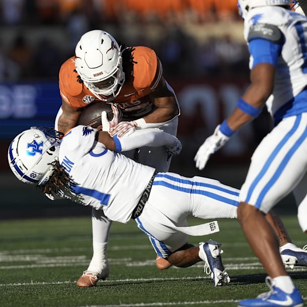 Maxwell Hairston (1) tackle