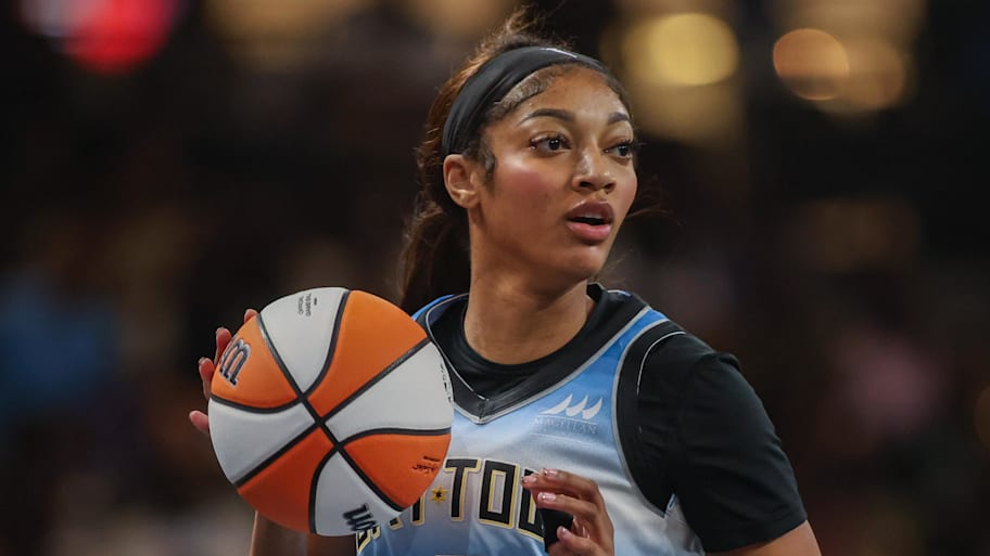 Chicago Sky forward Angel Reese dribbles the ball.  | Brett Davis-Imagn Images