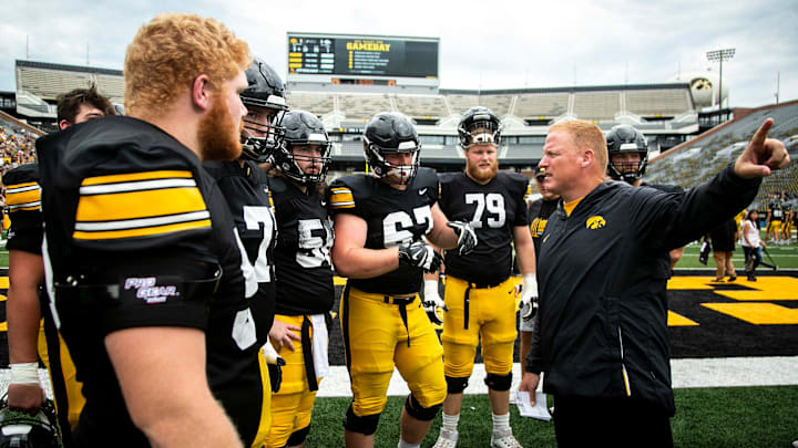Iowa offensive line coach George Barnett talks with players during the Kids Day at Kinnick NCAA football practice, Saturday, Aug. 13, 2022, at Kinnick Stadium in Iowa City, Iowa.

220813 Ia Kids Day Fb 016 Jpg
