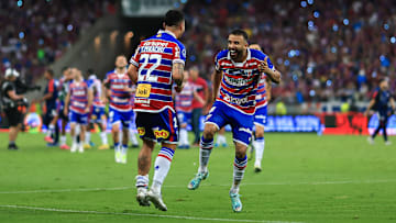 Tricolor busca título inédito