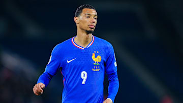 Hugo Ekitike pourrait débuter avec l'équipe de France.