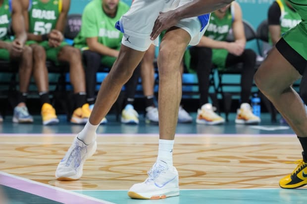 Victor Wembanyama's white Nike sneakers.