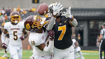 Donte Kent CB Central Michigan