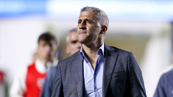 São Paulo buscará pelo menos dois novos reforços para Hernán Crespo São Paulo buscará pelo menos dois novos reforços para Hernán Crespo