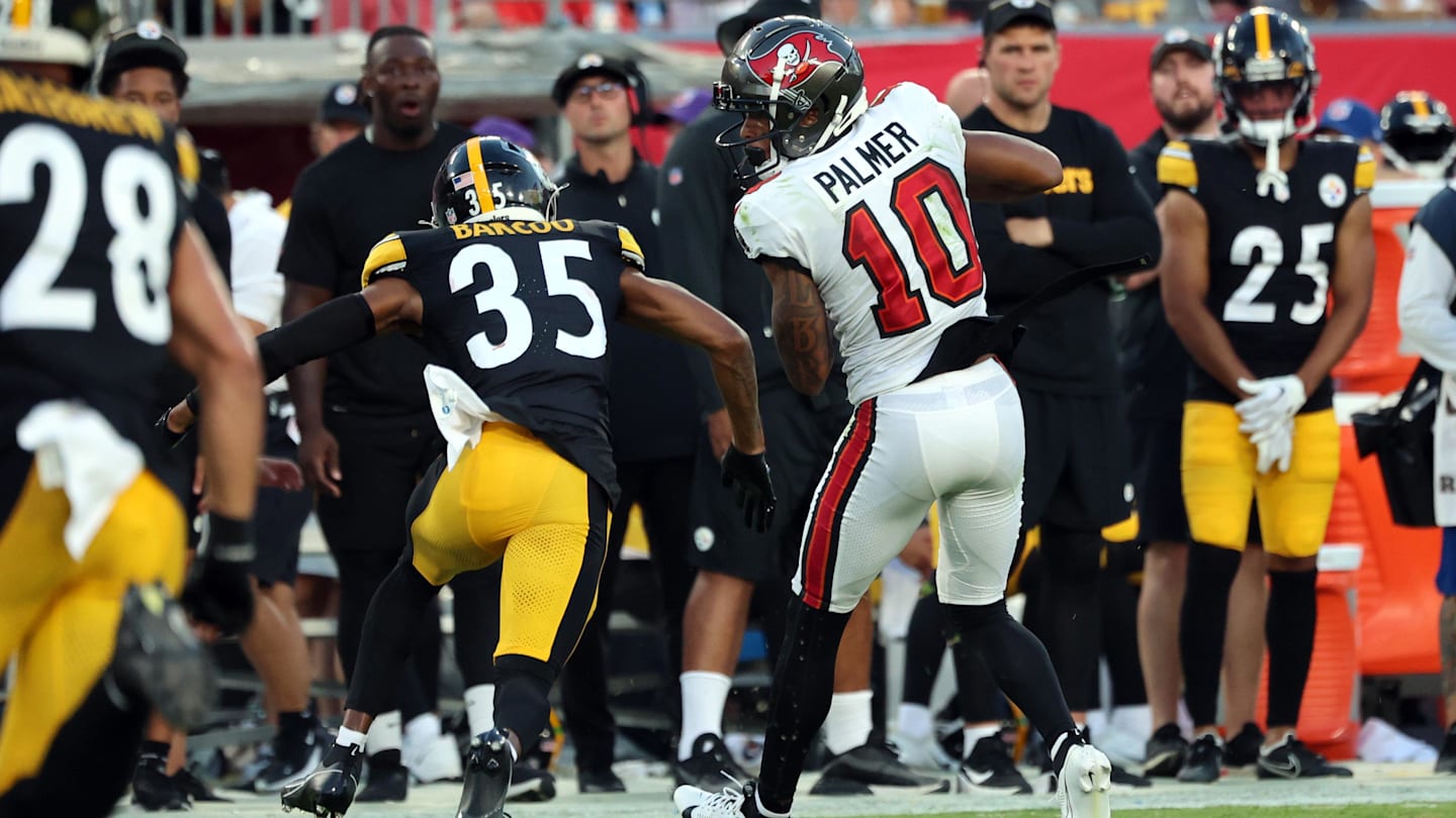 Cowboys Sign Luq Barcoo to Practice Squad