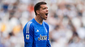 Wojciech Szczesny of Juventus FC reacts during the Serie A...