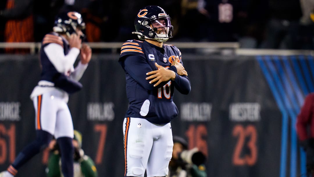 Green Bay Packers v Chicago Bears - NFL 2025