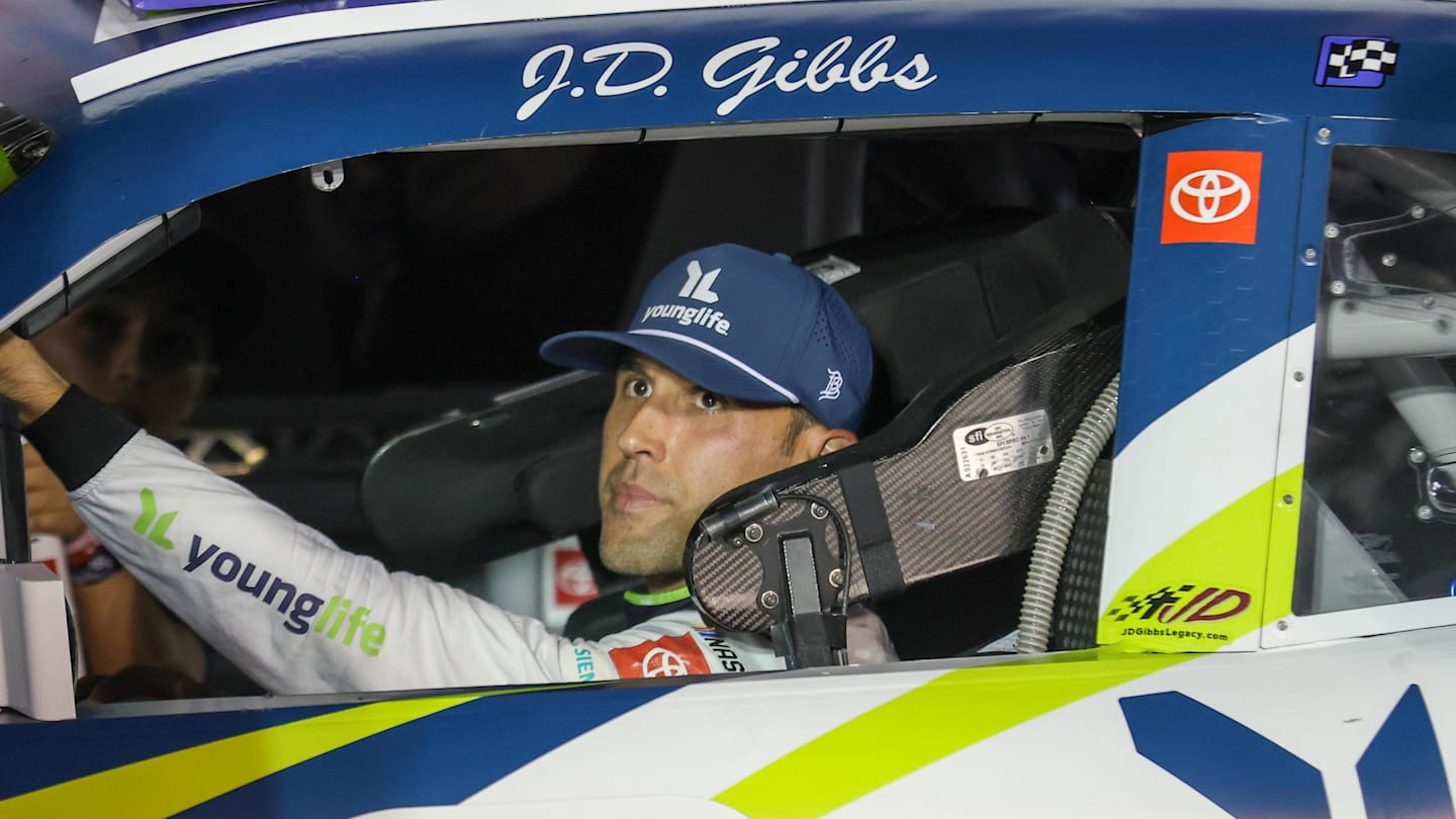 Aric Almirola Claims Victory at the 2025 NXS Food City 300