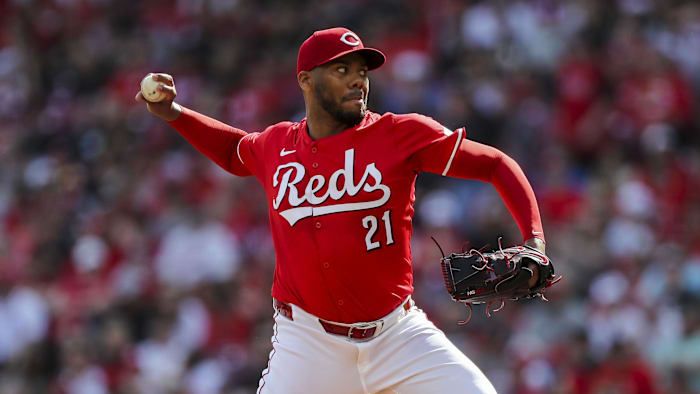 Mar 30, 2024; Cincinnati, Ohio, USA; Cincinnati Reds starting pitcher Hunter Greene (21) pitches