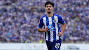 Vitinha.
