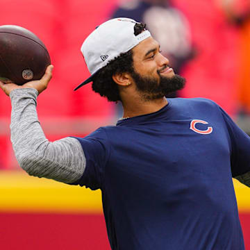 Aug 22, 2024; Kansas City, Missouri, USA; Chicago Bears quarterback Caleb Williams (18) warms up prior to a game against the Kansas City Chiefs