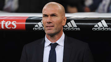 Et si Zidane atterrissait vraiment sur le banc du PSG ?