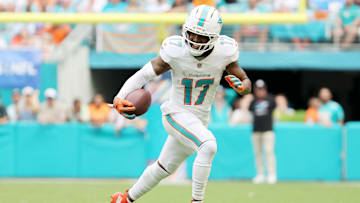 Miami Dolphins wide receiver Jaylen Waddle