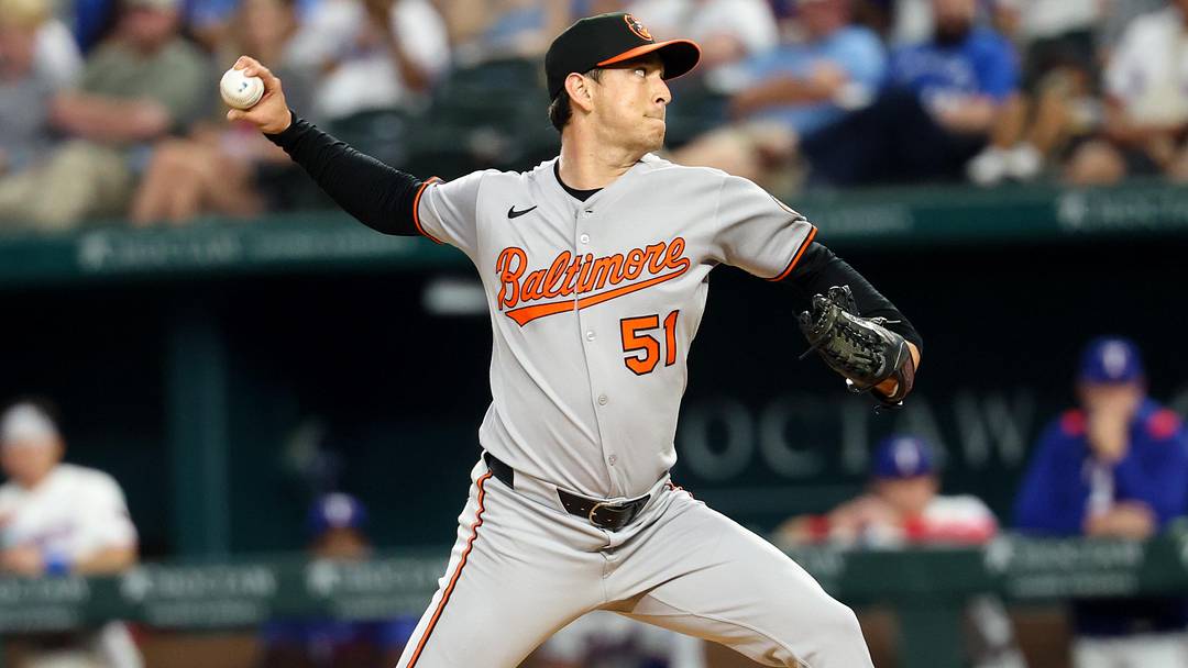 Jul 1, 2025; Arlington, Texas, USA; Baltimore Orioles relief pitcher Matt Bowman (51) throws during the fifth inning against the Texas Rangers at Globe Life Field. Mandatory Credit: Kevin Jairaj-Imagn Images Jul 1, 2025; Arlington, Texas, USA; Baltimore Orioles relief pitcher Matt Bowman (51) throws during the fifth inning against the Texas Rangers at Globe Life Field. Mandatory Credit: Kevin Jairaj-Imagn Images