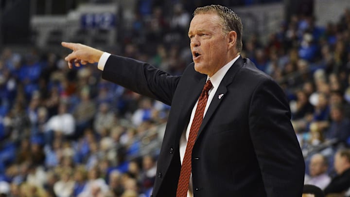 Missouri Tigers assistant coach David Albert "Dickey" Nutt points to his players, in a game when he was the head coach of Southeast Missouri State.