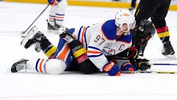 Edmonton Oilers v Vancouver Canucks