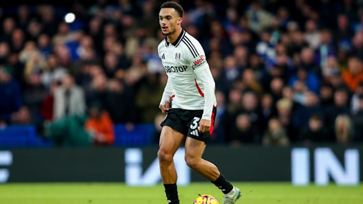 Antonee Robinson, who plays for Premier League club Fulham, won the USMNT Player of the Year award for the first time after an excellent 2024. Antonee Robinson, who plays for Premier League club Fulham, won the USMNT Player of the Year award for the first time after an excellent 2024.