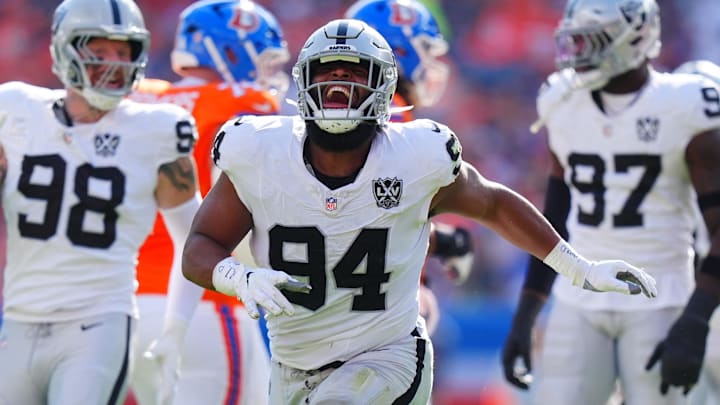 Should San Francisco 49ers try to sign Christian Wilkins?