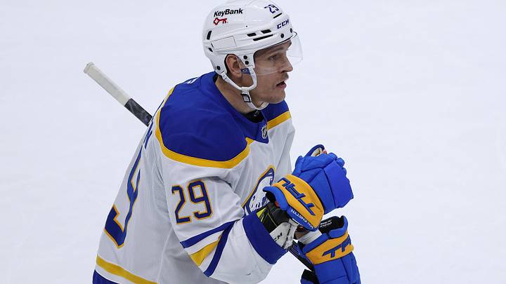 Buffalo Sabres winger Beck Malenstyn